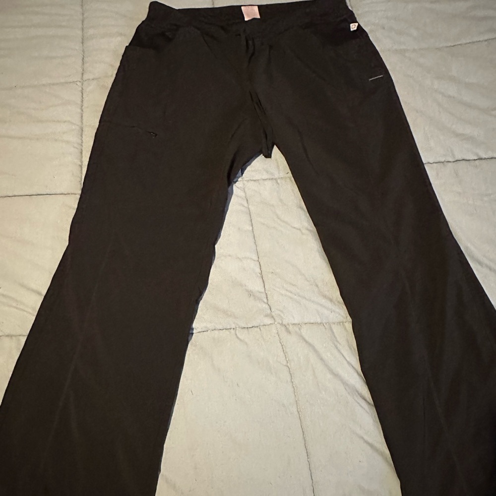 Cherokee infinity black scrub pants
